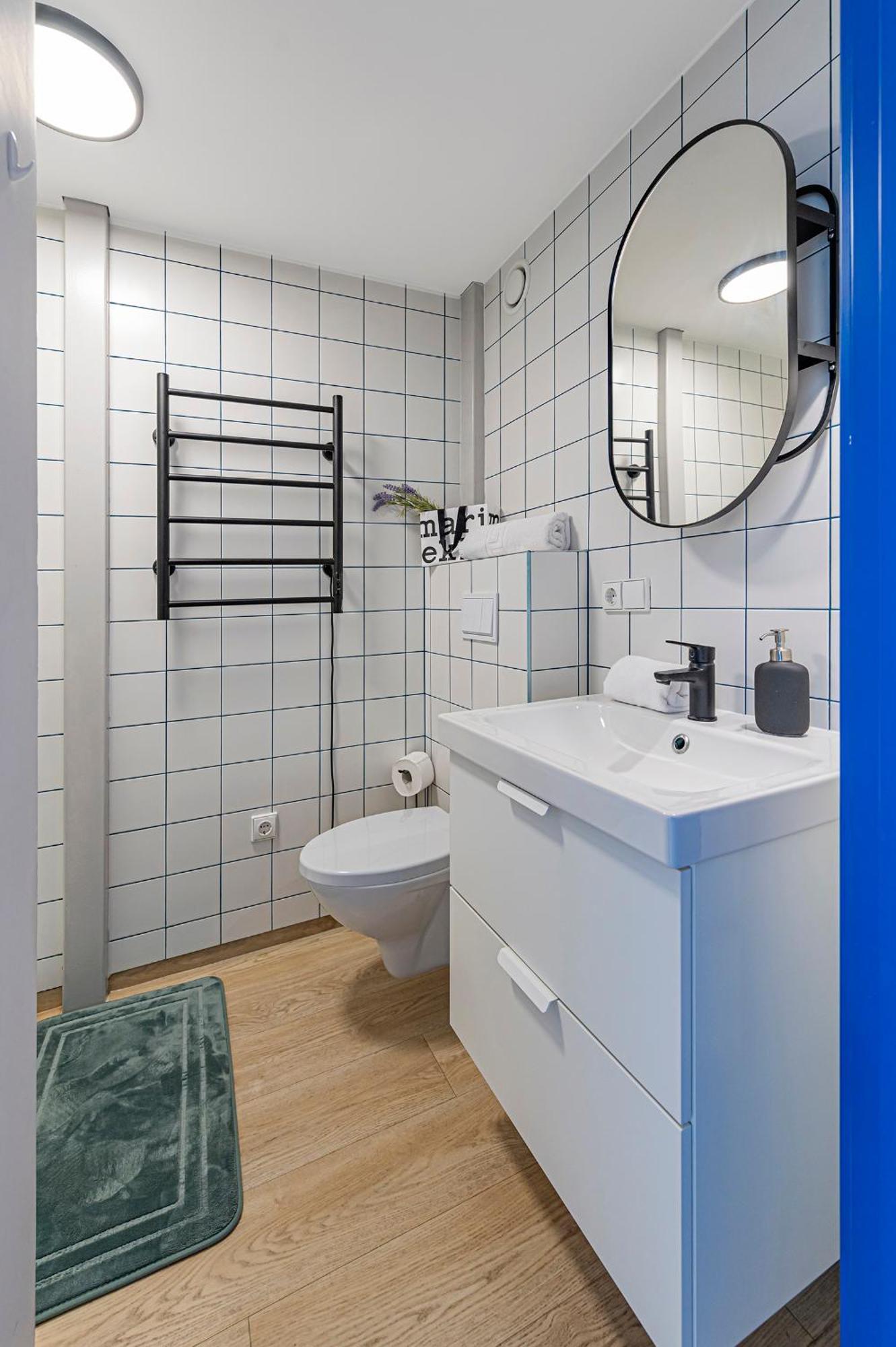 Mini Loft 1 Bd Apt By Hostlovers Kaunas Luaran gambar
